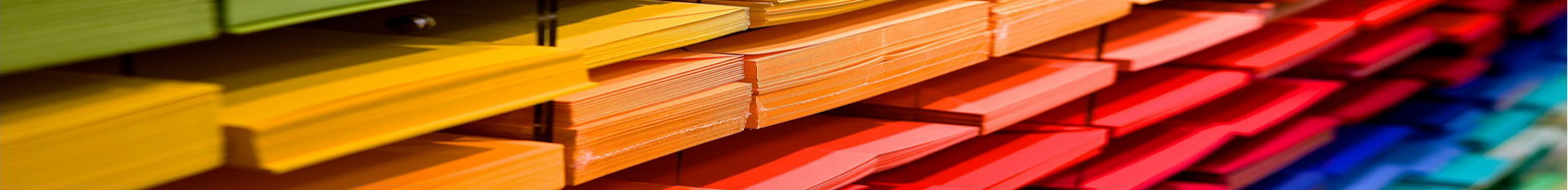 Gekleurd papier en karton