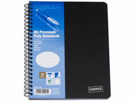 Staples Spiraalblok A5+, 6-gaats, gelijnd, zwart